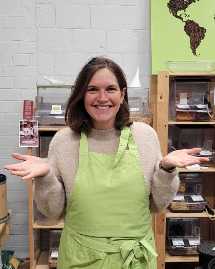 Stéphanie en shift en magasin